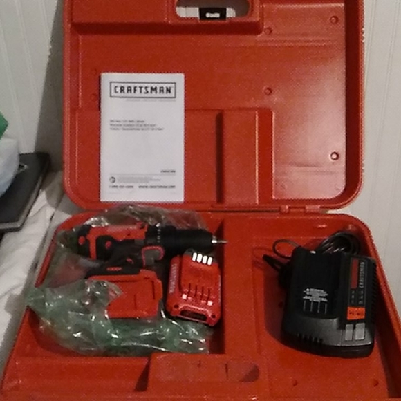 NWOT Craftsman Drill/Charger Set - Picture 11 of 13